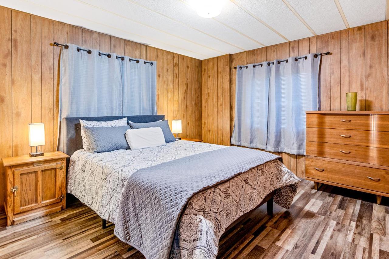 Downtown Harrison Lakefront Getaway Экстерьер фото